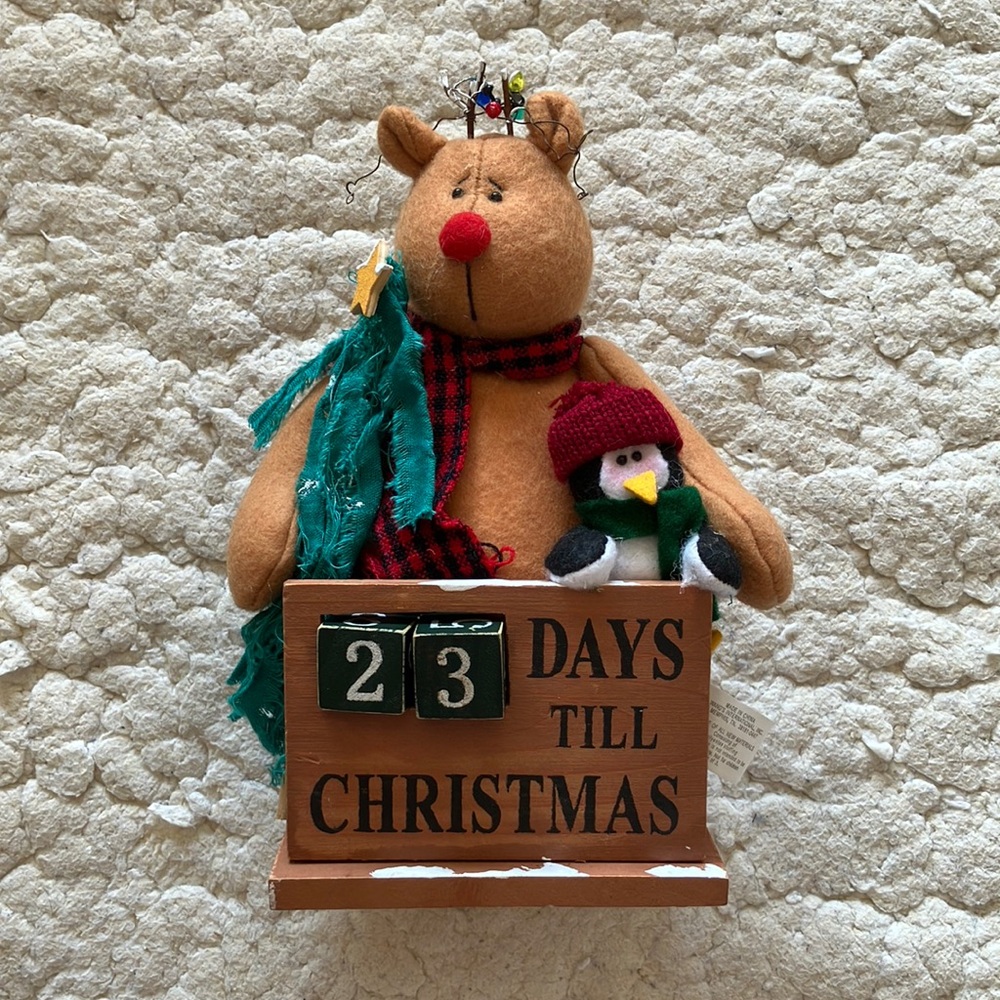 Christmas countdown stuffed holiday decoration